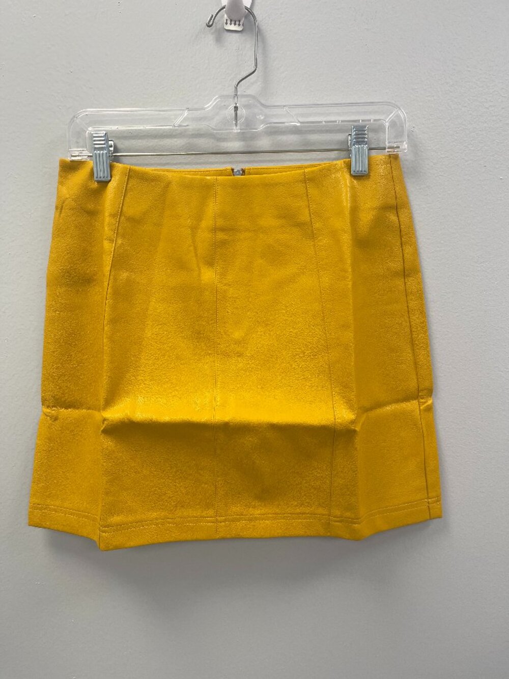 4SI3NNA Carson Faux Leather Skirt Canary Yellow - Size Medium - NWT